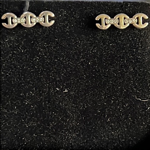 Hoorsenbuhs sterling earrings toggle with diamonds - Picture 3 of 16